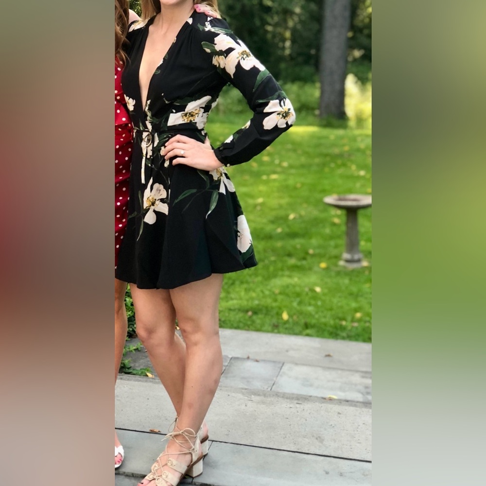 Aritzia Floral Mini Wrap Dress XS